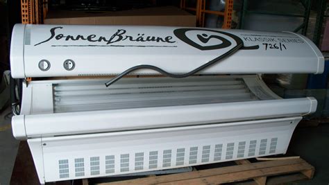 older Sunquest Sunviaion 110v 16 lamp beds and canopy units. . Sonnenbraune tanning bed parts